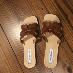 Steve Madden sandal